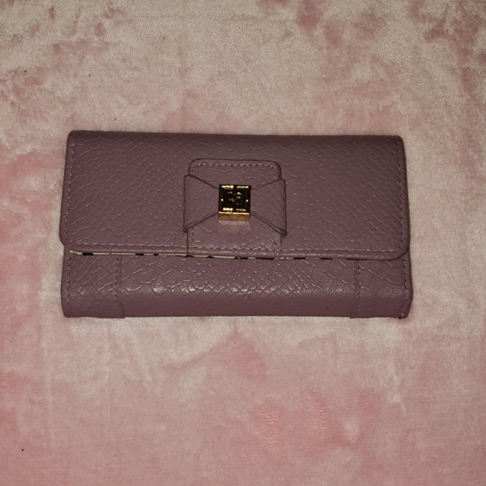 Jessica Simpson wallet